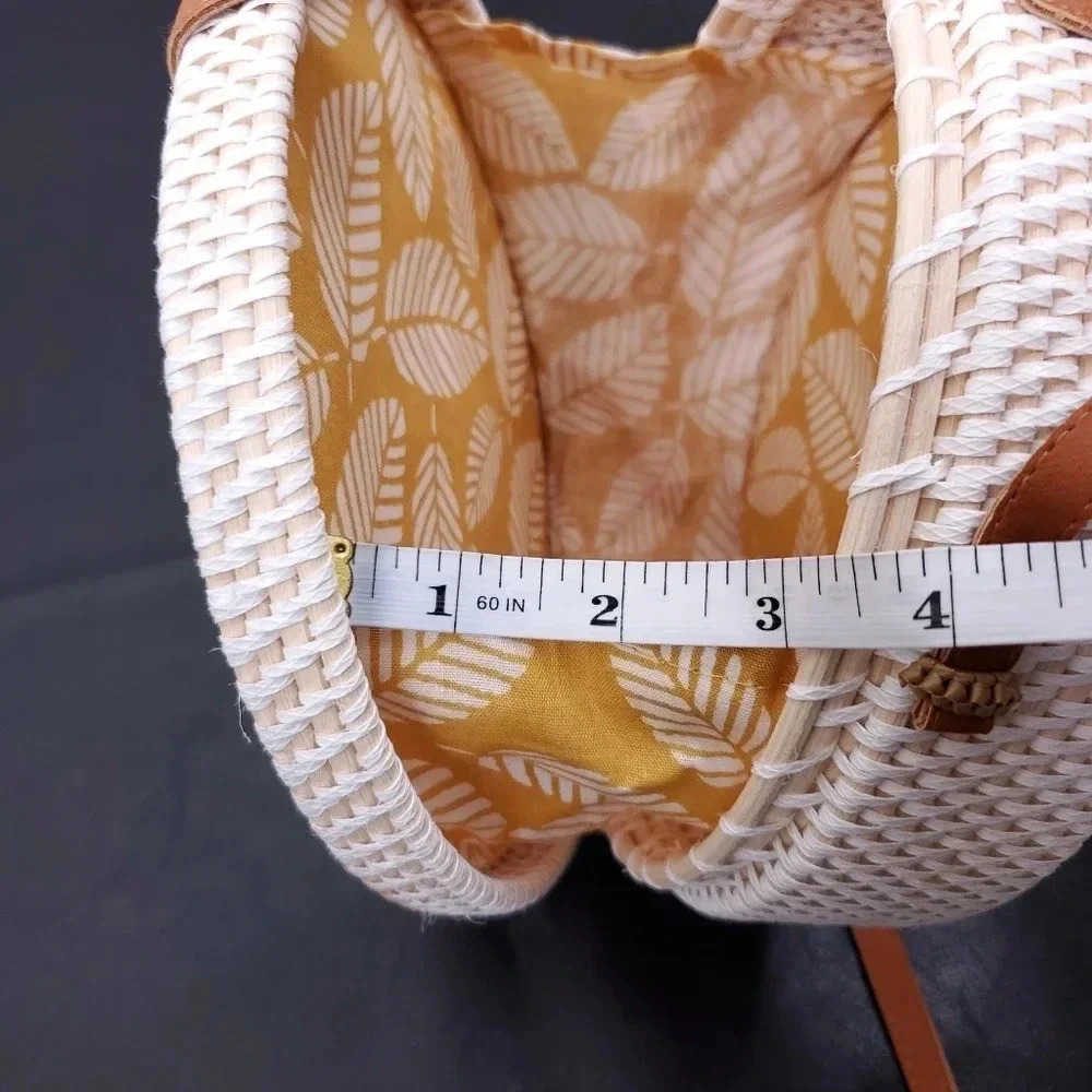 Sunflower 100% Rattan Round Crossbody Bag - Picture 7 of 8
